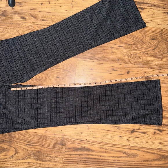 Simply Vera Vera Wang Plaid Pants - Picture 5 of 5